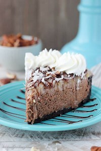 No-Bake German Chocolate Cheesecake (Easy No-Bake Dessert Idea!)rn