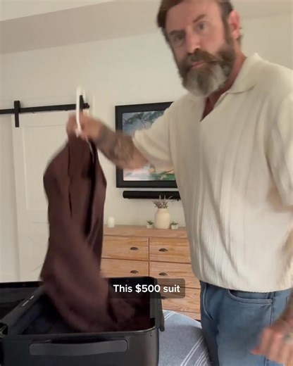 See why xSuit is "the most comfortable, every day and everywhere suit" according to Forbes. Designed with comfort in mind, forget about dry cleaning or constant ironing while being able to look your best effortlessly. ✅ Next-Level Stretch Comfort ✅ Wrinkle, Stain & Odor Resistant ✅ Machine Washable ✅ Perfect Fit Guarantee | X Suit