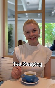 🔔 Tea Steeping. Steeping tea doesn’t have to be complicated. Instead of lifting your teabag up and down repeatedly, let it steep naturally—it only takes a few minutes. #etiquettetips, #etiquette, #etiquettecoach, #etiquetteexpert, #finedining, #finedininglovers, #ladylike, #oldfashioned, #traditional, #classy, #diningtable, #mannersmatter, #modernmanners, #manners, #selfimprovement, #elevate, #levelup, #FineDiningExperience, #socialetiquette, #businessetiquette, #etiquette101, #diningetiquette,