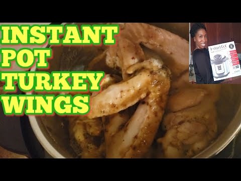COOKING TURKEY WINGS & GRAVY IN INSTANT POT | COOKING THANKSGIVING FOOD