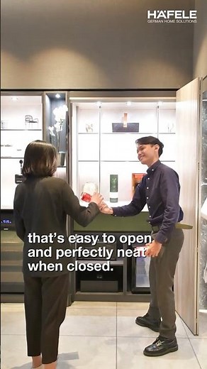 Slido F - Fold61 | Open and close your space, effortlessly.