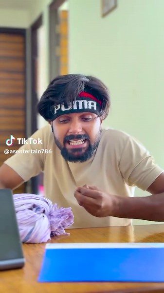 The Servant Reveals the Secret: An Emotional Moral Story