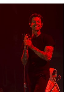 The Neighbourhood's 'A Little Death' Live in Fort Worth