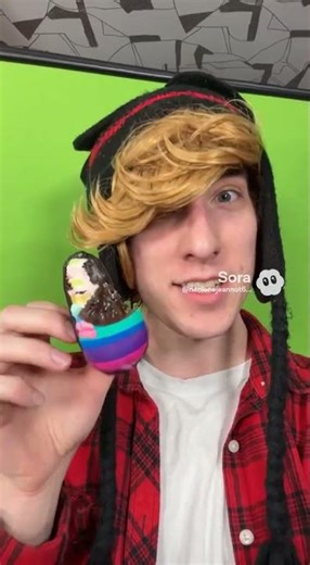 kreekraft eating rainbow computer mouse