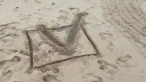 36K views · 898 reactions | There’s still time to register if haven’t, and the Phish “Check My Status” page is still up and running, in case you’re unsure. Happy #NationalVoterRegistrationDay! headcount.org/phish #Voteearly | Trey Anastasio | Facebook