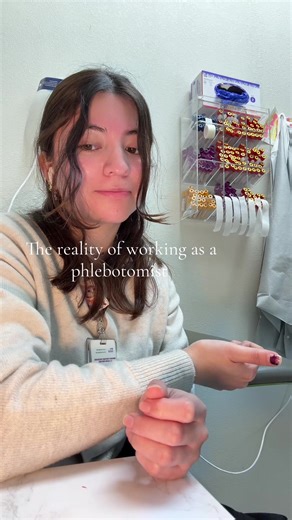 Underpaying job fr especially in a big city 🫩 how much do you make an hour in your city? #phlebotomist #relatable #healthcare #phleb #reallife