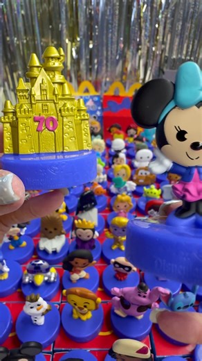 Unboxing McDonald’s Disneyland 70th Anniversary Happy Meal