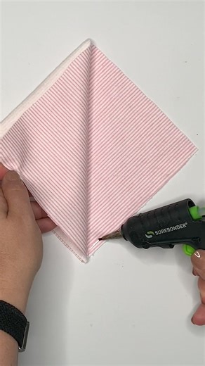 Join me for this free gnome pattern and fun hat style! YT video 👇 | Ruffles And Rain Boots