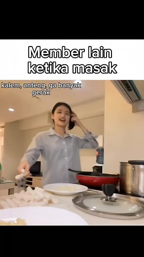 mau bilang aneh tapi ini cepio 🤣 @fionyjkt48 @fenijkt48 @cynthiajkt48 #fionyjkt48 #freyajkt48 #cynthiajkt48 #lulujkt48 #fenijkt48 #tiktok #jkt48 #beranda #capcut #fypシ #jkt48newera #fyp