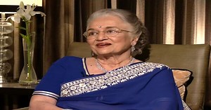 Actor Asha Parekh's Pick For Best Dressed Person During Her Acting Era
