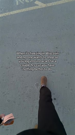Might as well make a couple bucks🤷🏼‍♀️ #girls #wisconsin #sidehustle #midwest #hack