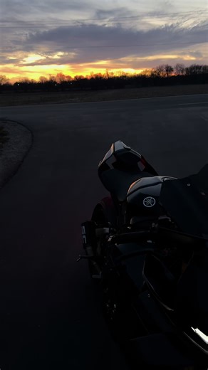 Yamaha R1m Motorcycle Review