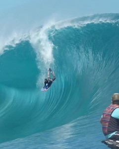 @mikestewart is back at the #endoftheroad and still charging harder than guys a 3rd of his age 🤩💥 Footage by @timmckenna 👌 #bodyboarding #fblifestyle #bigwaves #slabs #surf #surfing | We Bodyboard