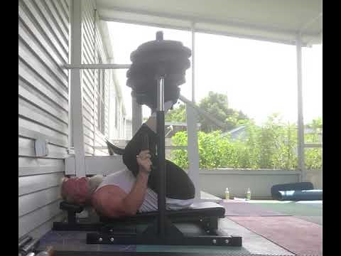 Titan Vertical Leg Press- 375x10