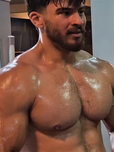 Understanding Why Bodybuilders Sweat During Training