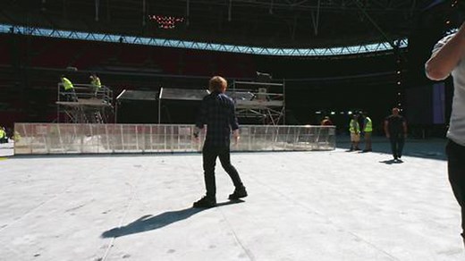 Watch Ed Sheeran learn to box in ‘Shape Of You’ video