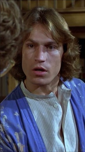 Sonny Sees the Muse who Kissed him on an Album 🎶 #Xanadu #shorts