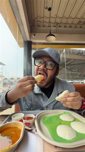 HALDIRAM IDLI SAMBAR REVIEW ₹78 😍 CHEAP BREAKFAST MENU HALDIRAM SOUTH INDIAN FOOD TASTE TEST