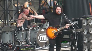 Mammoth WVH Cancels Shows Due To Positive Covid Band Member