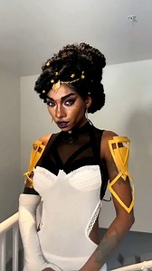 16K views · 1K reactions | ✨ "Mel Medarda Transformation" ✨ CR: @hollowcoded (INS)  Who’s your favorite character in Arcane? #ArcaneSeason2 #MelMedardaCosplay #ArcaneCosplay #LeagueOfLegends #CosplayTransformation #CosplayMagic #CosplayVideo | Rolecosplay | Facebook