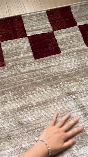 I used to feel like I had no personal space in my own home, even with an empty corner. 😔 But I learned the secret to layering texture, soft lighting, and plants to make any small spot feel instantly warm and inviting! Watch how this tiny corner became my favorite escape! What do you do to truly chill at home? 🤔 #DIY #DIYProjects #Crafting #Handmade #DoItYourself #DIYDecor #CraftIdeas #EasyDIY #DIYInspiration #CraftingCommunity #DIYTutorial #QuickCrafts #CreativeDIY #LifeHacks #CreativeTips #Ho