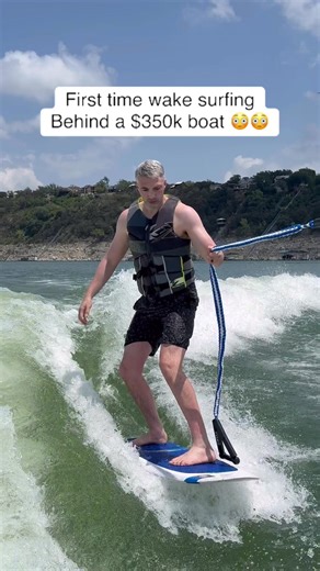 How did I do? 🧐 #wakesurf #wakesurfing #wakesurfboat #axiswake #wakeboarding #Wakeboard #wakeboat #pavati #SupraBoats | Drive 615