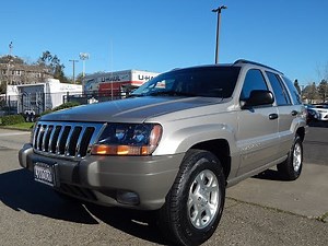2002 Jeep Grand Cherokee Laredo Sport 4.0L 4x4 in depth walk around video review!
