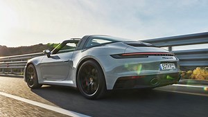 992型 ポルシェ911 GTS発表