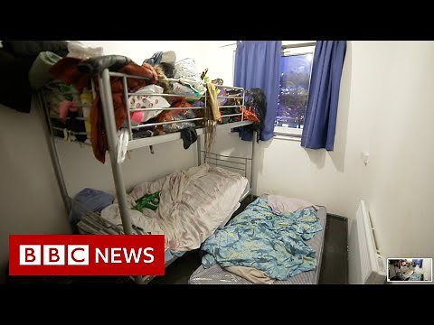Homelessness in England: 'There's no space for my baby' - BBC News.