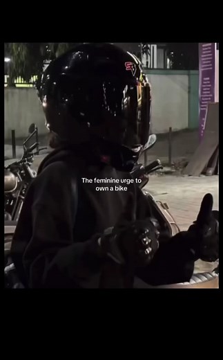 Empowering Biker Girls: The Thrill of Motorcycle Life