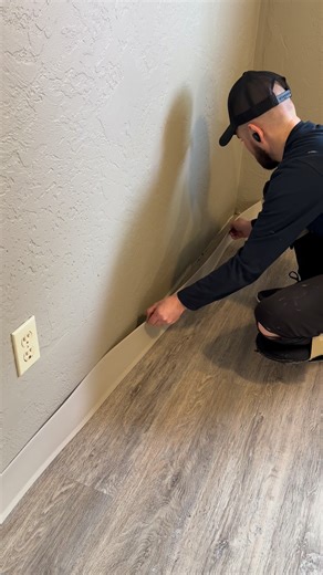 Peel and stick floor baseboard amazing video | Geneva Morris