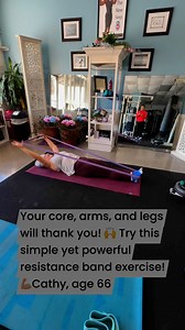 Full-body strength in one move! 💪🔥 Try this resistance band exercise for core, arms, and flexibility! #MoveWithJune | Trainer June