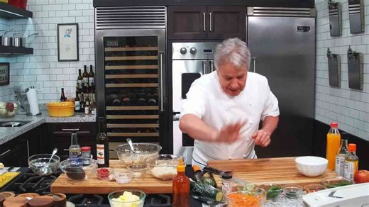 I tried building a perfect poke bowl... now balance changes everything