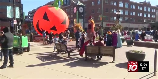 Annual Great Pumpkin Walk in East Lansing