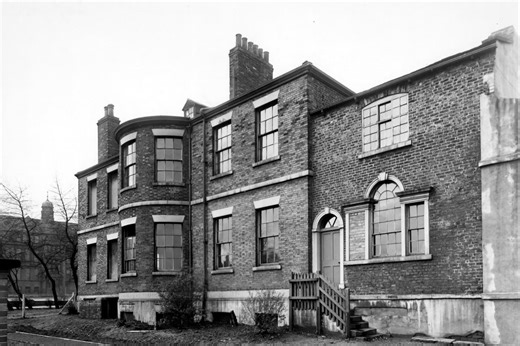 Harmonious photos take you back to Hunslet in the 1950s