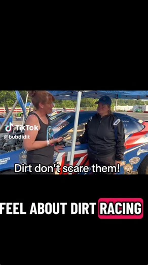 These ladies love dirt racing🏁! Getting ready for a dirt race🙈🤣. Video credit to @Bub #2025season #womaninmotorsports #allfemaledrivers