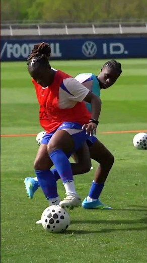 1 vs 1 ! #foot, #dribble #fff