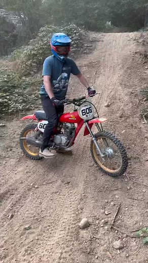 66K views · 1.1K reactions | Some 1978 XR75 action for you guys, this thing is so much fun! Whos had a chance to rip one of these #XR75 #honda #1978 | carsonbrown910 | Facebook