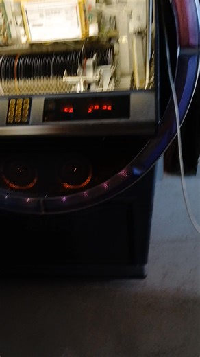 Remember the carriage that was only selecting one side all fixed now. I'm not able to put more than one video at a time there's 3 more to follow. #100k | Jukebox info, repairs, restorations