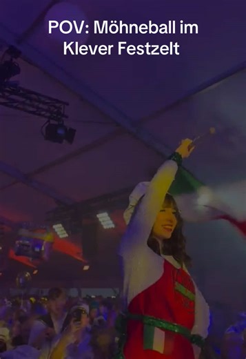 Gänsehaut-Auftritt 💚🤍❤️ #karneval #möhneball #showtanz #fyp #viral