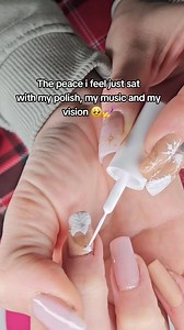 Beats doom scrolling any day and whats funny to me is i had to give up this rectangle to discover whats really for me ✨️ We think its harmless and its slowly killing our spirit 🤷‍♀️ | Jessica Ashforth-Patton