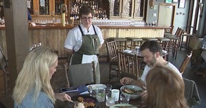 Alberta politician proposes new guidelines for tips