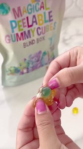 Sophiepops & Gumdrops Magical Peelable Gummy Bear Cubes, Individually Wrapped, Gummy Fruit Snack, Peeling Candy for Kids and Adults, Fat, Nut and Gluten Free Snacks, Natural Fruit Flavors, 5 oz