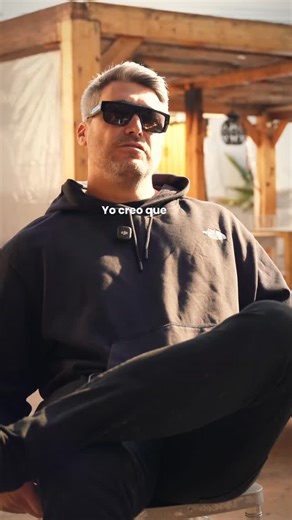 Two Lives on Instagram: "Two Lives no es solo pinchar música. Es todo lo que pasa antes, durante y después de un set. Cada uno aporta su esencia para crear algo que va más allá del sonido. No solo buscamos que nos escuches, queremos que lo sientas con nosotros. Esto es Two Lives. Y esto es lo que pasa cuando la energía se comparte. #twolives #djs #set"