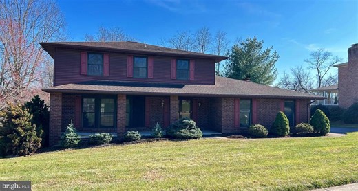 3745 Starview Dr, York, PA 17402 - MLS PAYK2099952 - Coldwell Banker