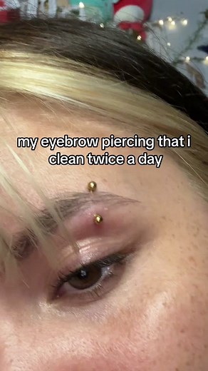 How to Change a Tight Bar on Your Vertical Labret Piercing