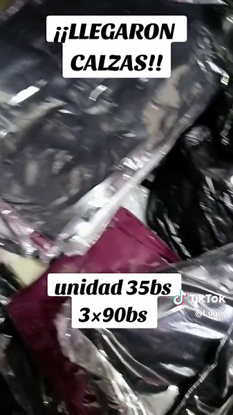 LLEGARON LAS CALZITAS🥳🥳 ✨Estamos ubicados en la galería FULLSTOCK Stand°4 en la Calle Comercio esquina Pichincha altura reloj de La Pérez☺️Cel 77734130✨ #ropa#Navidad #moda#paratii #luque #Viral #parati#ofertas #compras