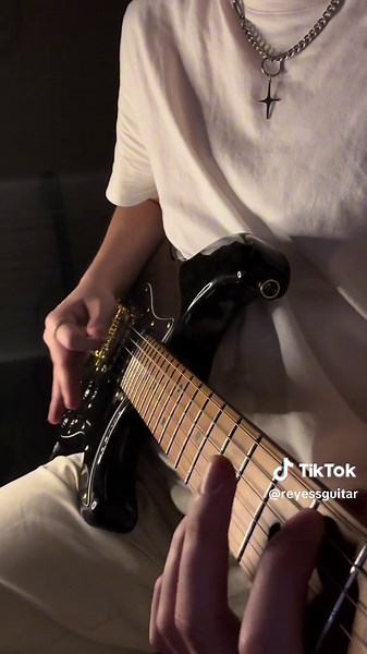 Electric Guitar Cover of 'I Wanna Be Your Slave'