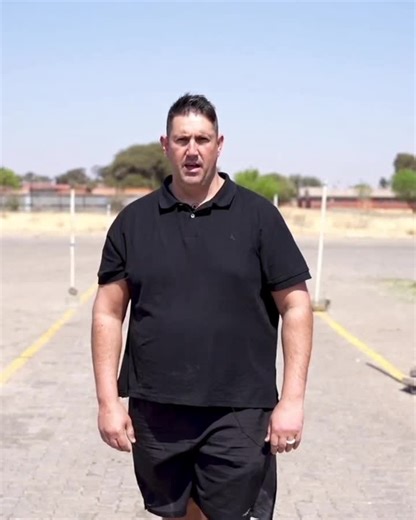 Mastering Alley Docking for Heavy Vehicles