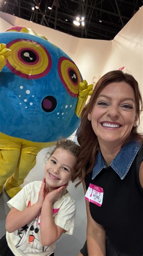 SLIMED!!! 🤣 Such a good time at @sloomooinstitute in Houston. #sloomoo #sloomoohou #thingstodoinhouston | Julia Morales